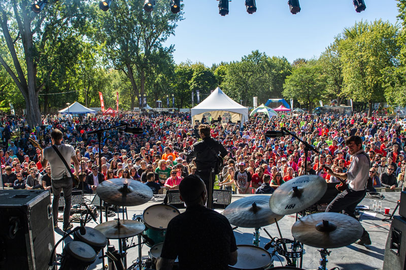 Musique rythmée avec musiciens «live»